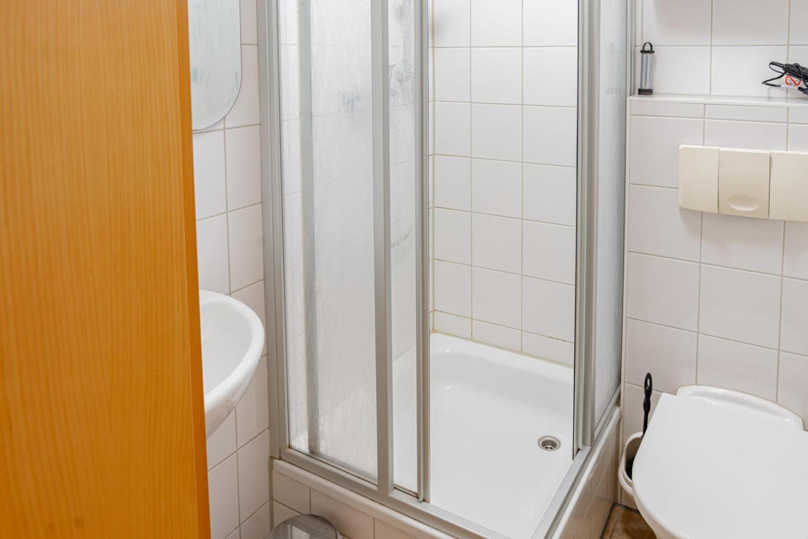 Apartmenthaus Chrischanshof Rostock Quarto foto